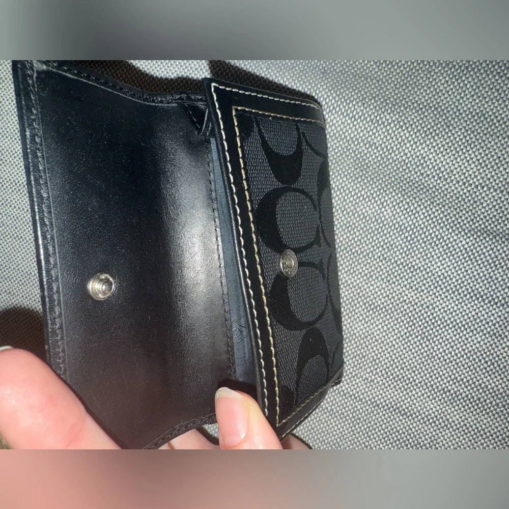 Coach Black Signature Canvas Wallet - Picture 4 of 8